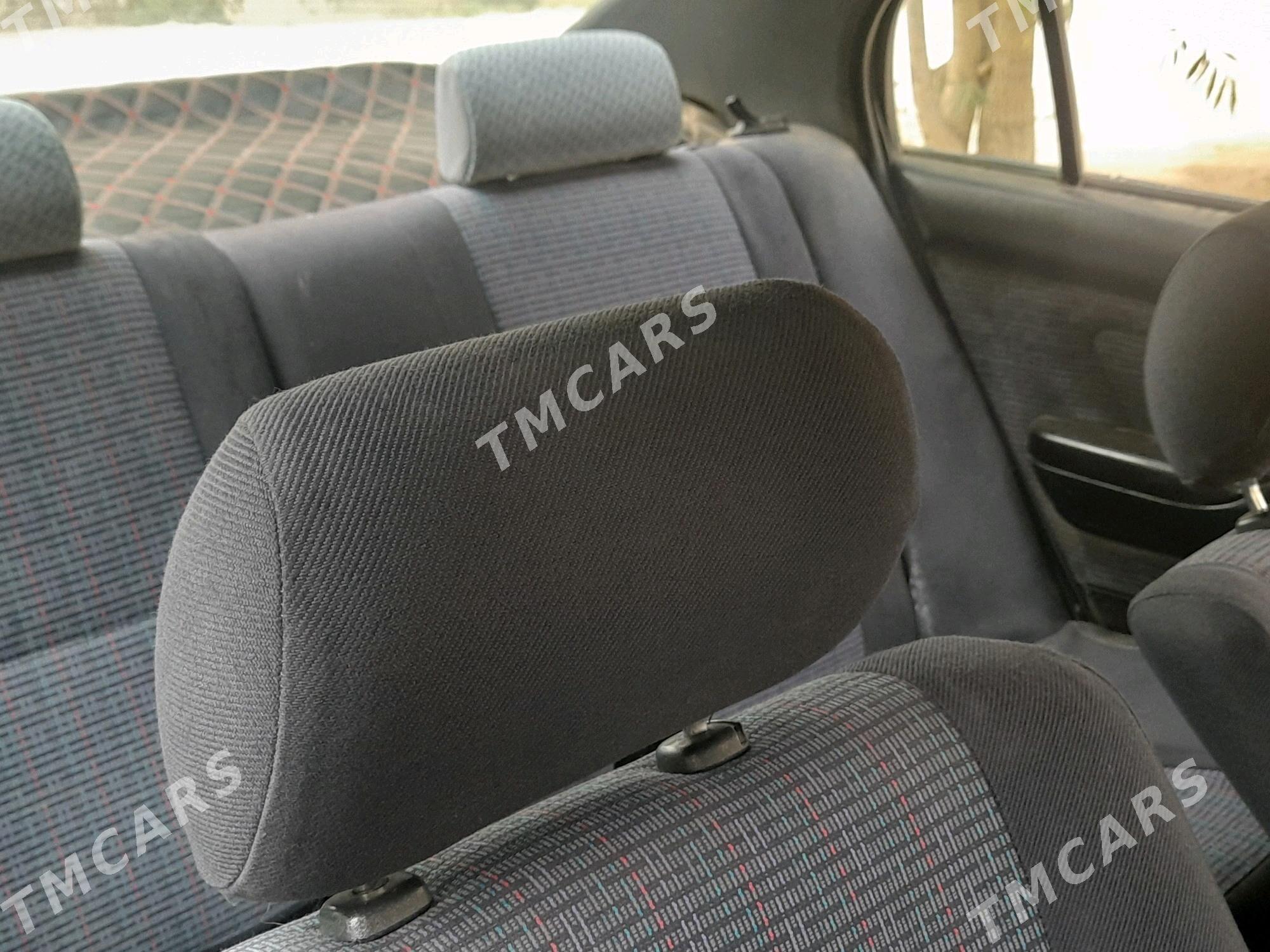 Toyota Carina 1995 - 60 000 TMT - Türkmenbaşy etr. - img 2