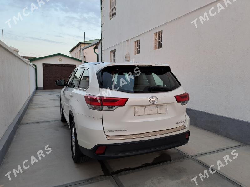 Toyota Highlander 2018 - 525 000 TMT - Дашогуз - img 6