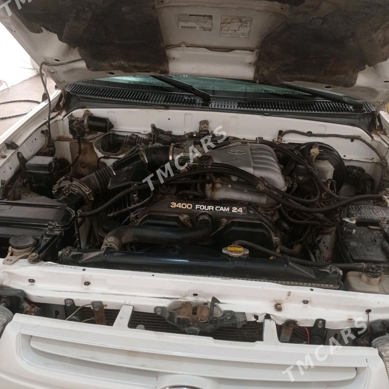 Toyota 4Runner 2002 - 150 000 TMT - Murgap - img 4