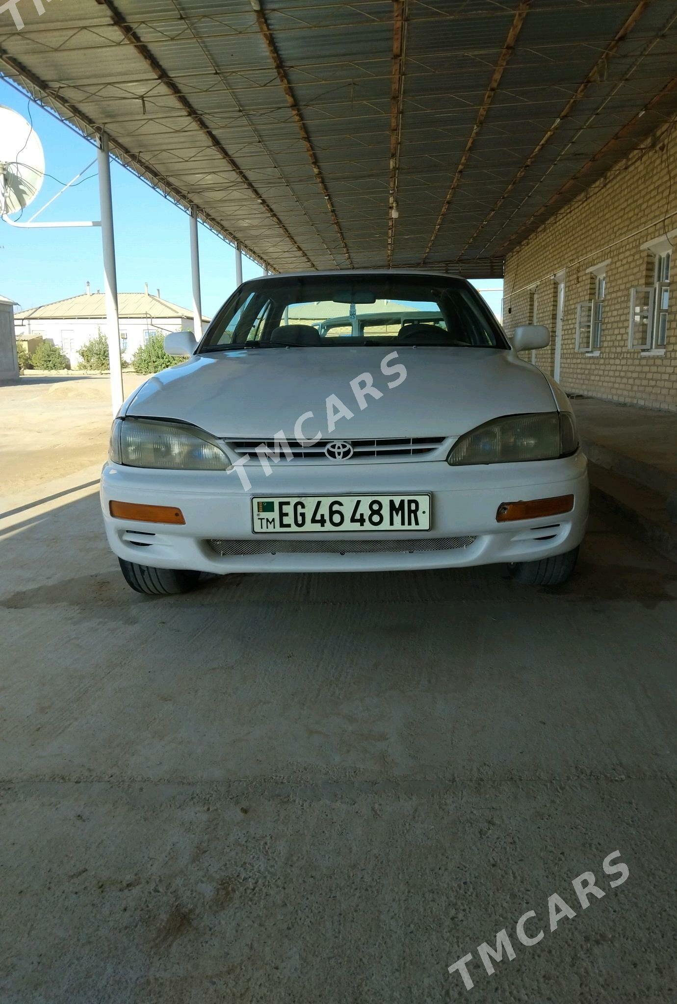 Toyota Camry 1995 - 71 000 TMT - Векильбазар - img 4