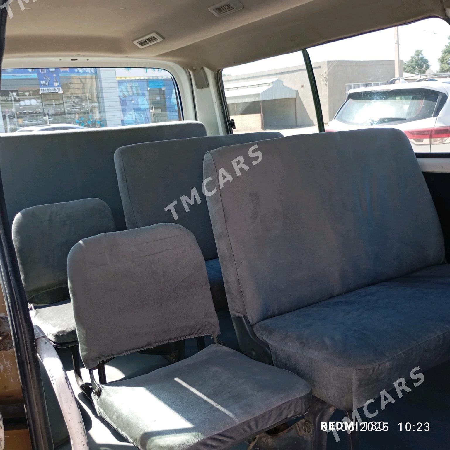 Nissan Urvan 2004 - 130 000 TMT - Векильбазар - img 6