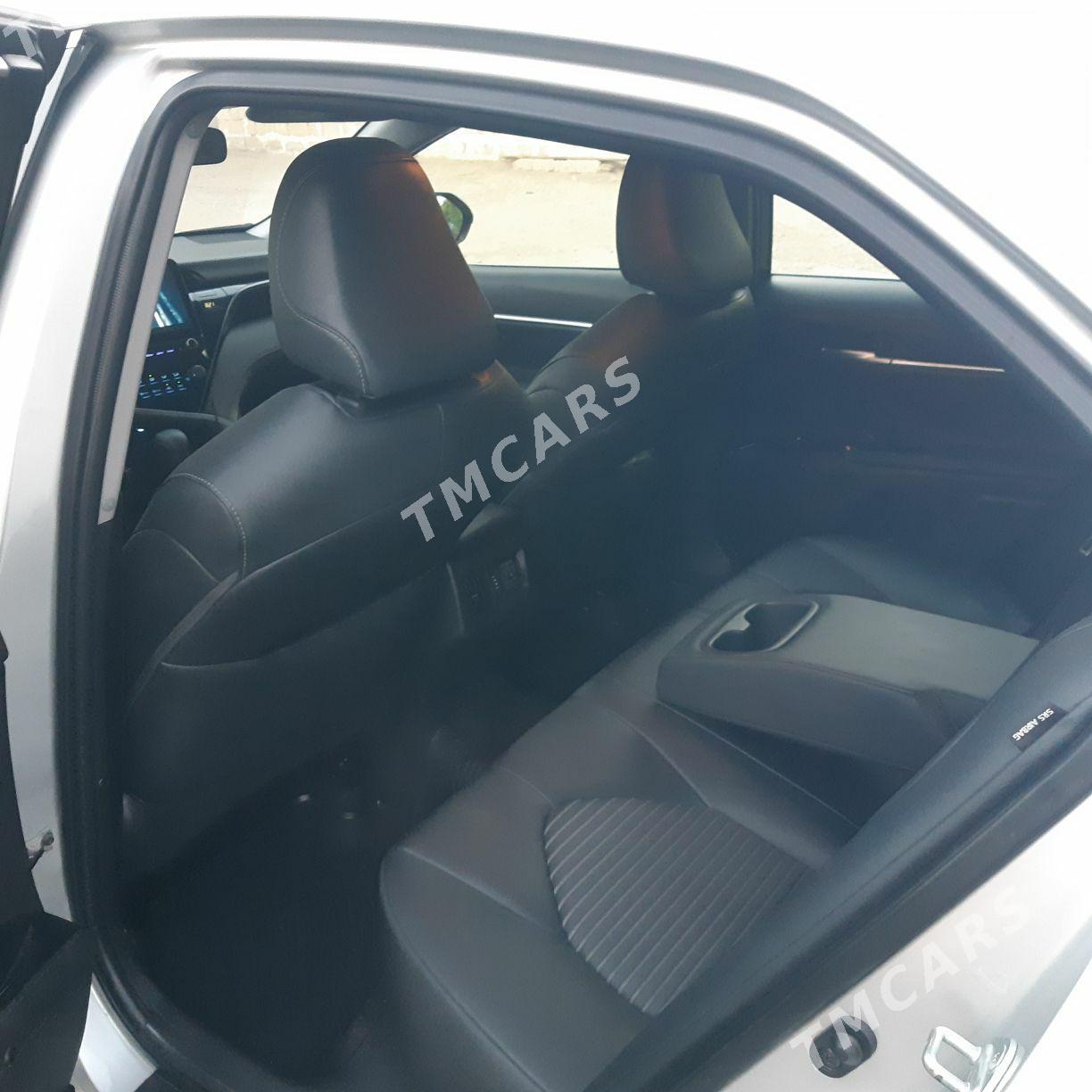 Toyota Camry 2020 - 330 000 TMT - Балканабат - img 8