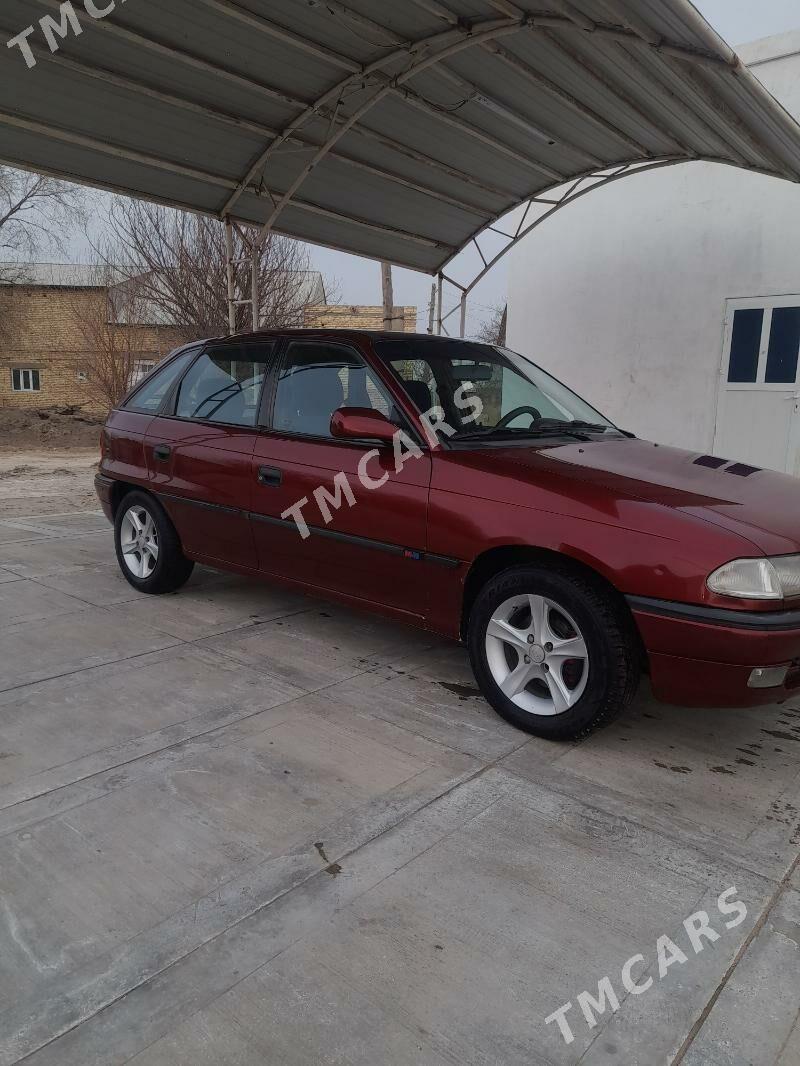 Opel Astra 1997 - 45 000 TMT - Gurbansoltan Eje - img 5