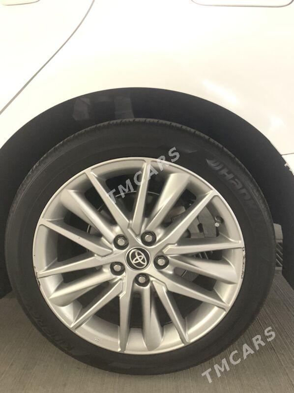 Toyota Camry 2021 - 335 000 TMT - Ашхабад - img 5