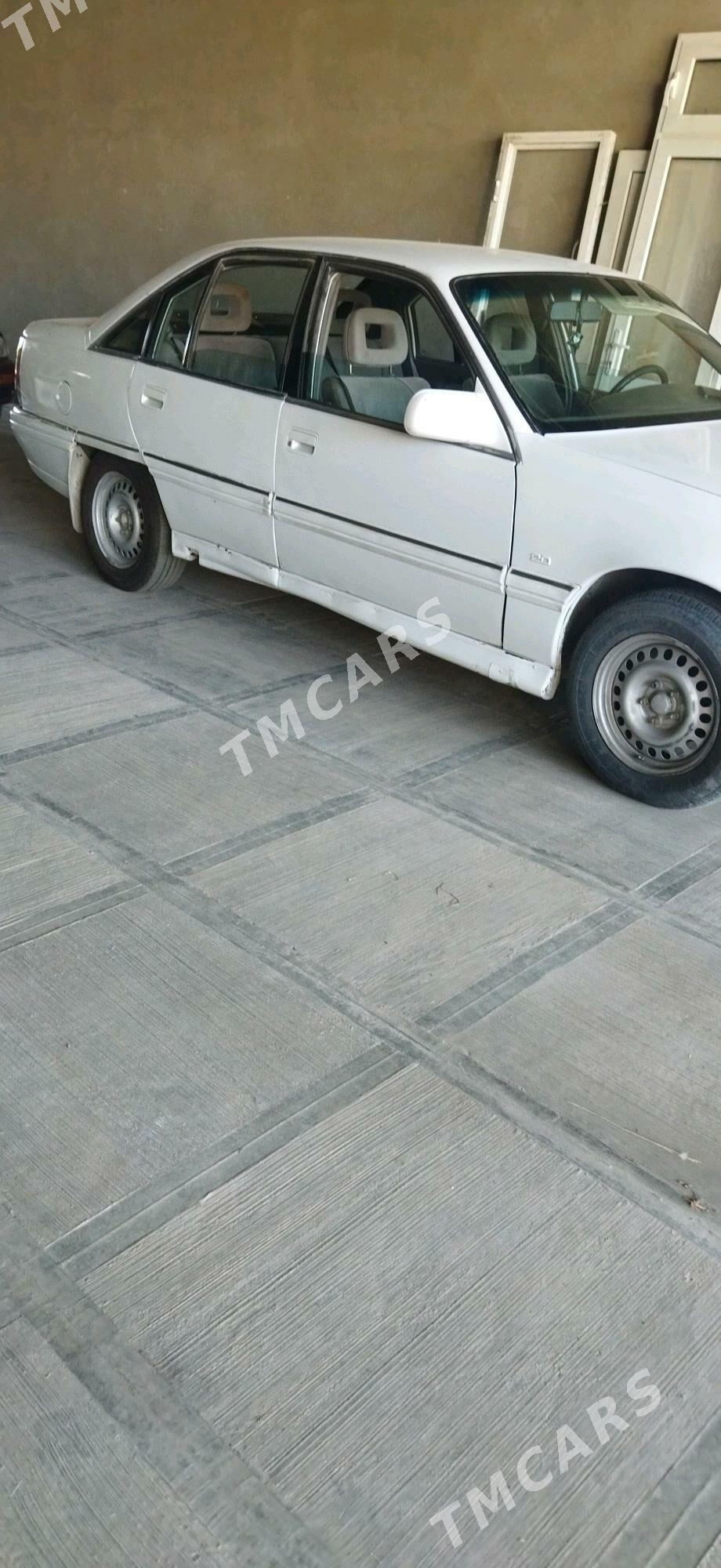 Opel Omega 1992 - 20 000 TMT - Туркменабат - img 2