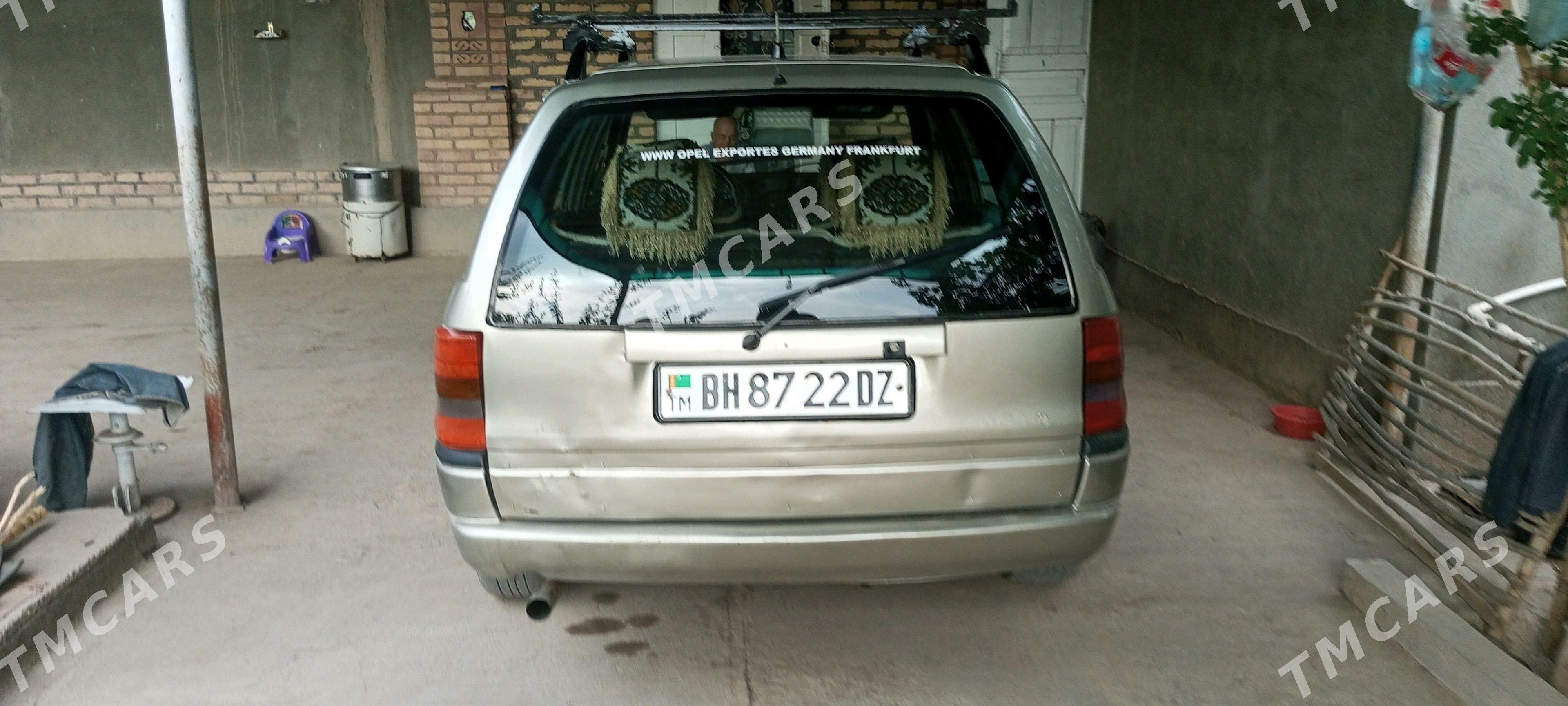 Opel Astra 1996 - 45 000 TMT - Губадаг - img 5