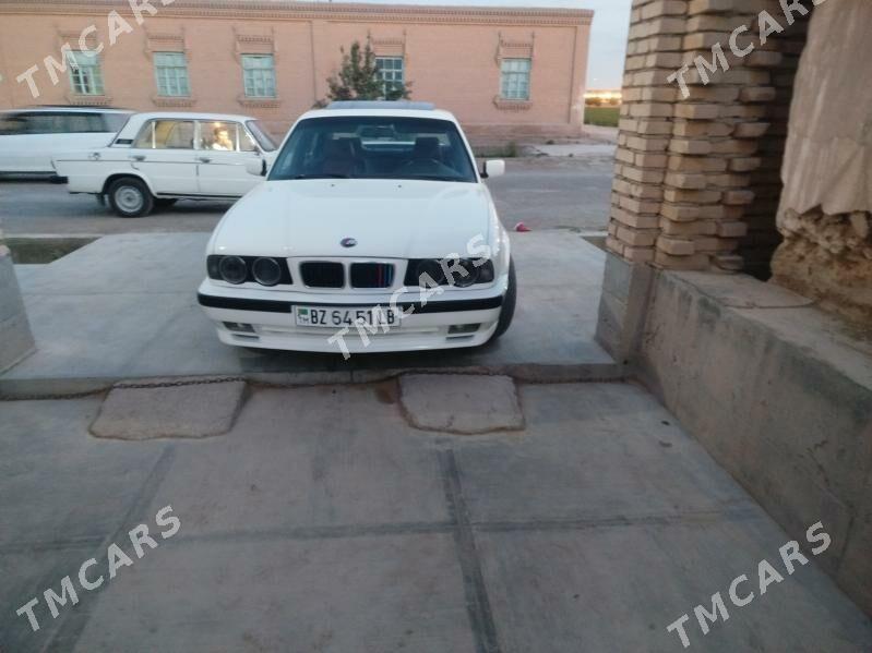 BMW 525 1993 - 65 000 TMT - Çärjew - img 4