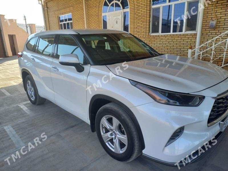 Toyota Highlander 2022 - 480 000 TMT - Мары - img 5