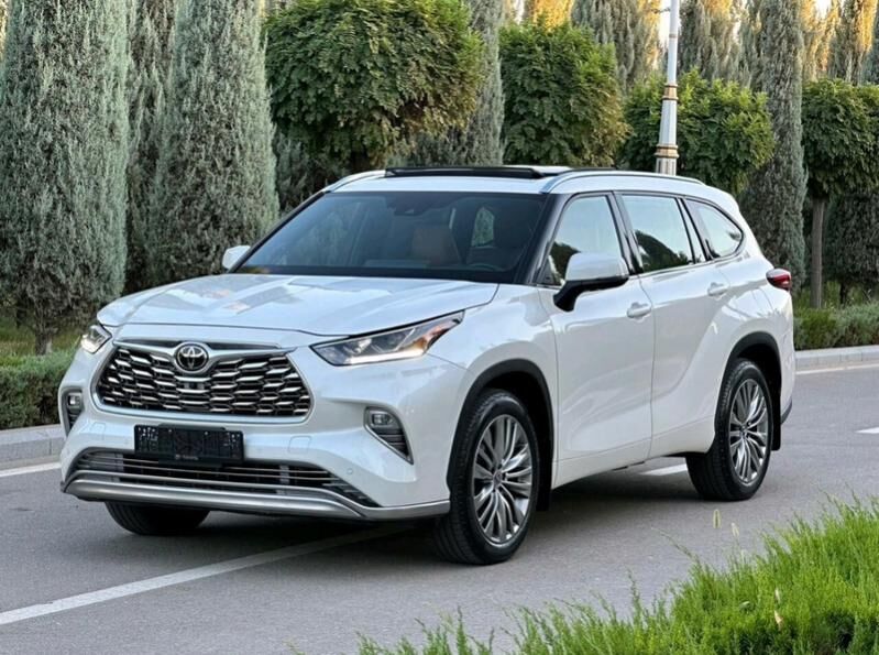 Toyota Highlander 2022 - 650 000 TMT - Aşgabat - img 2