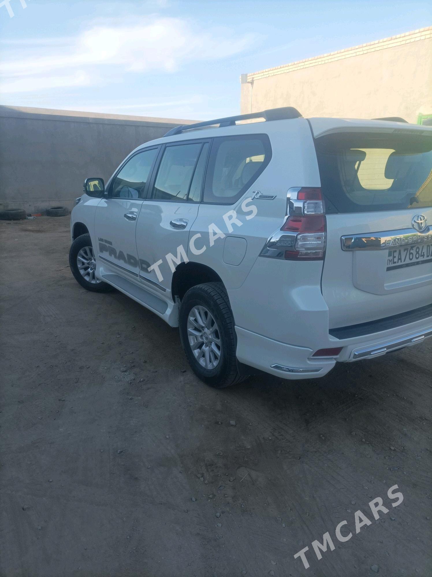 Toyota Land Cruiser Prado 2013 - 520 000 TMT - Кёнеургенч - img 6