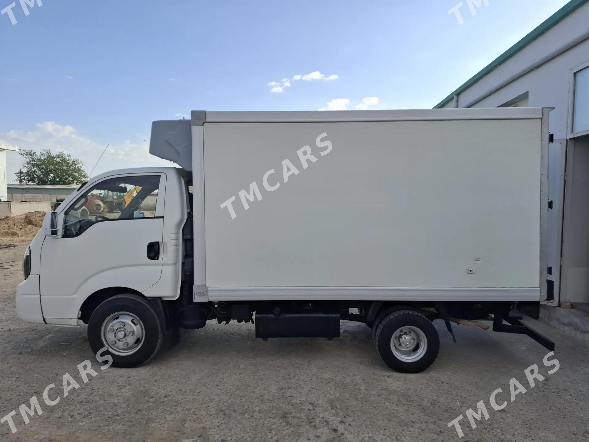 Kia Bongo 2013 - 220 000 TMT - Aşgabat - img 4