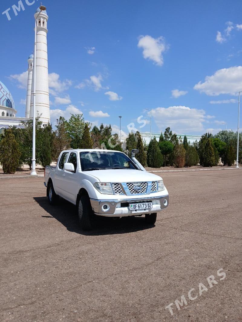 Nissan Navara 2012 - 145 000 TMT - Дашогуз - img 3