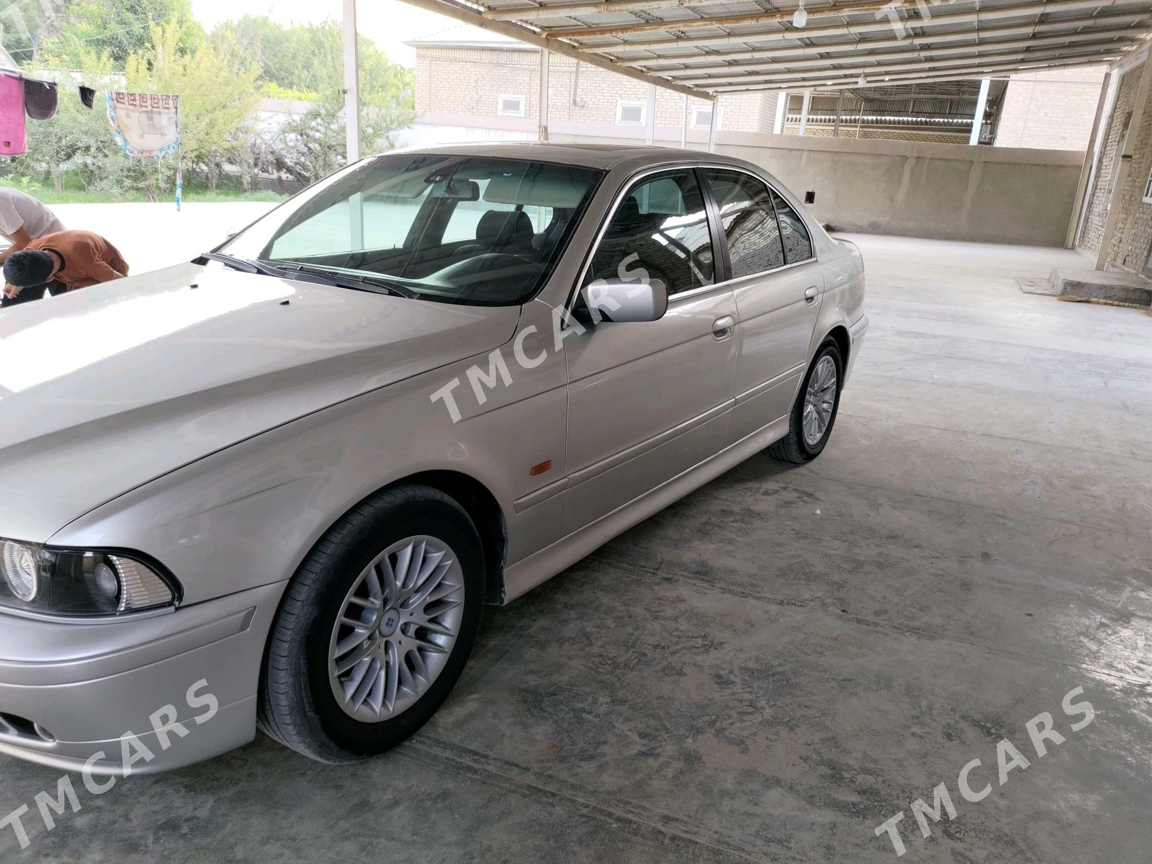 BMW 528 2002 - 130 000 TMT - Мары - img 3