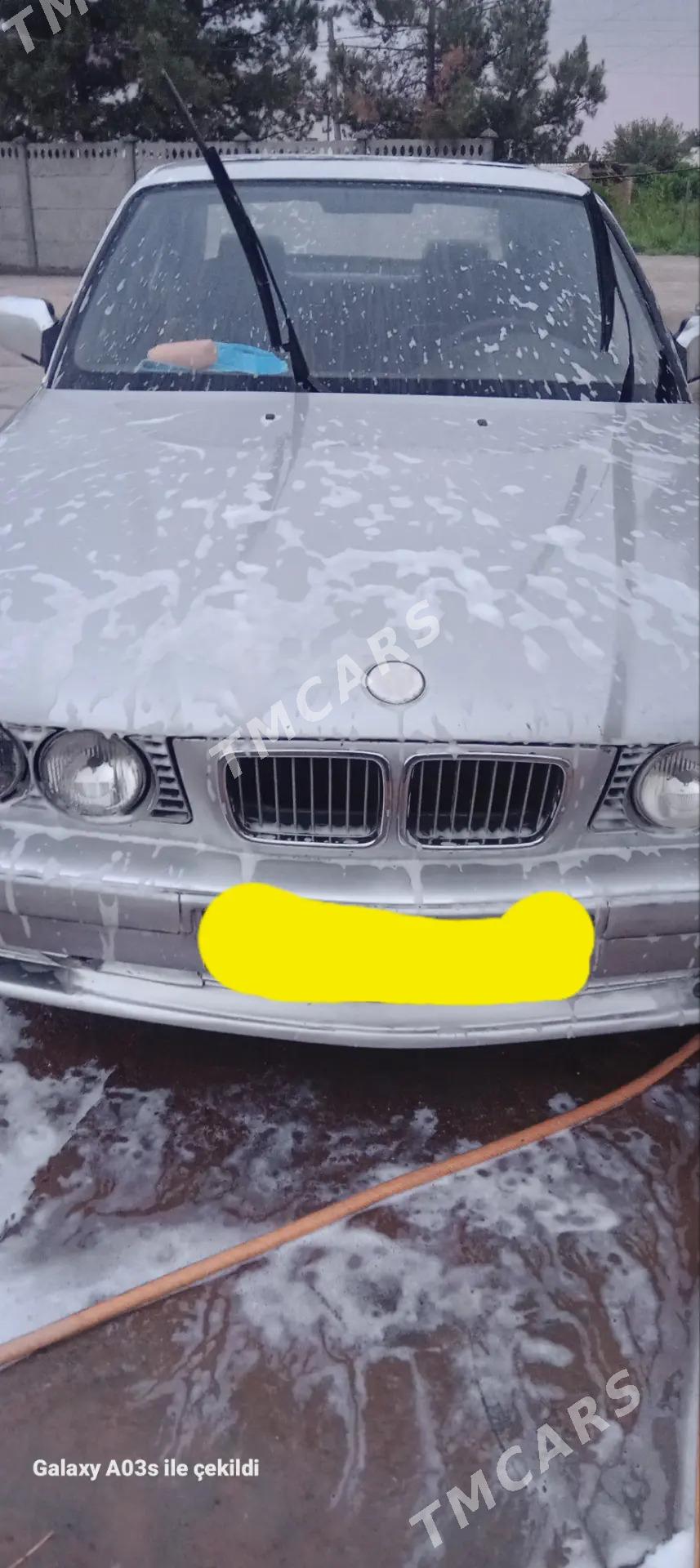BMW 520 1992 - 35 000 TMT - Türkmengala - img 3