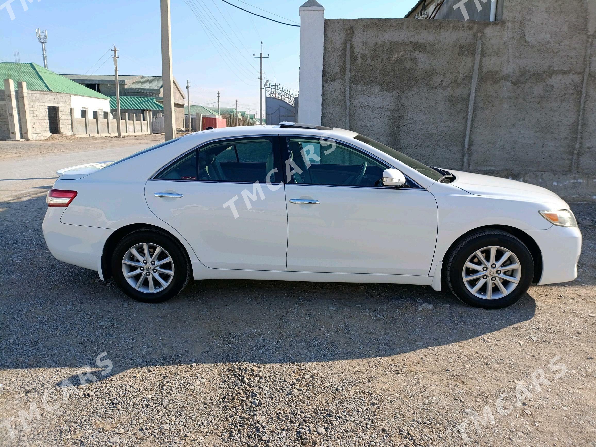 Toyota Camry 2010 - 200 000 TMT - Ашхабад - img 2