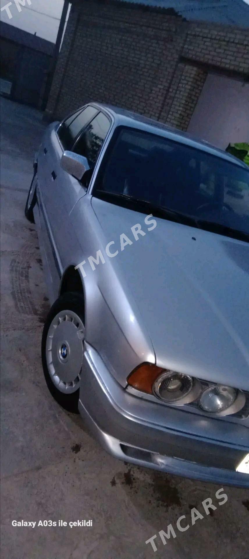BMW 520 1992 - 35 000 TMT - Türkmengala - img 5