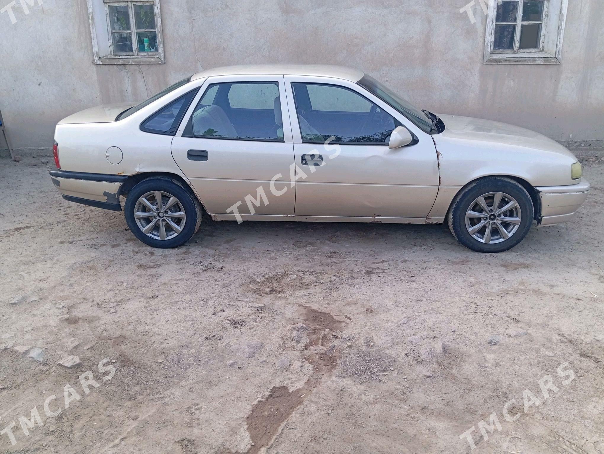 Opel Vectra 1993 - 25 000 TMT - Gurbansoltan Eje - img 2