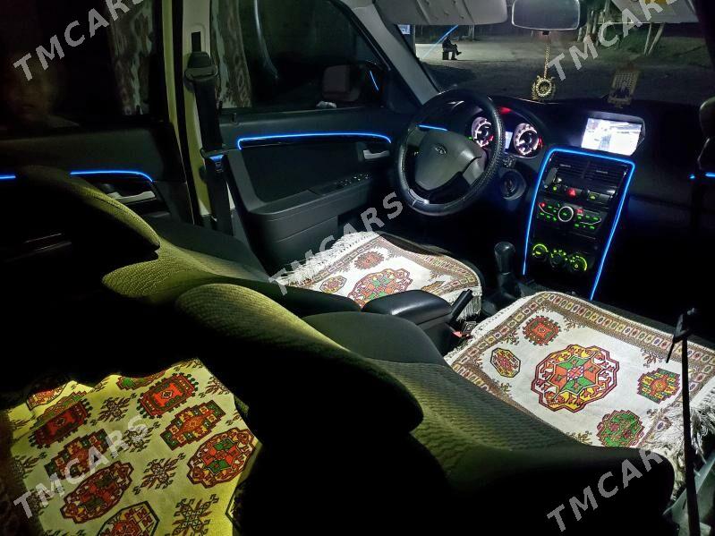 Lada Priora 2015 - 95 000 TMT - Мары - img 8