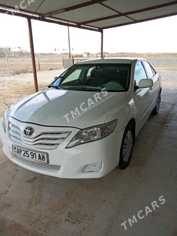 Toyota Camry 2011 - 140 000 TMT - Ak bugdaý etraby - img 4