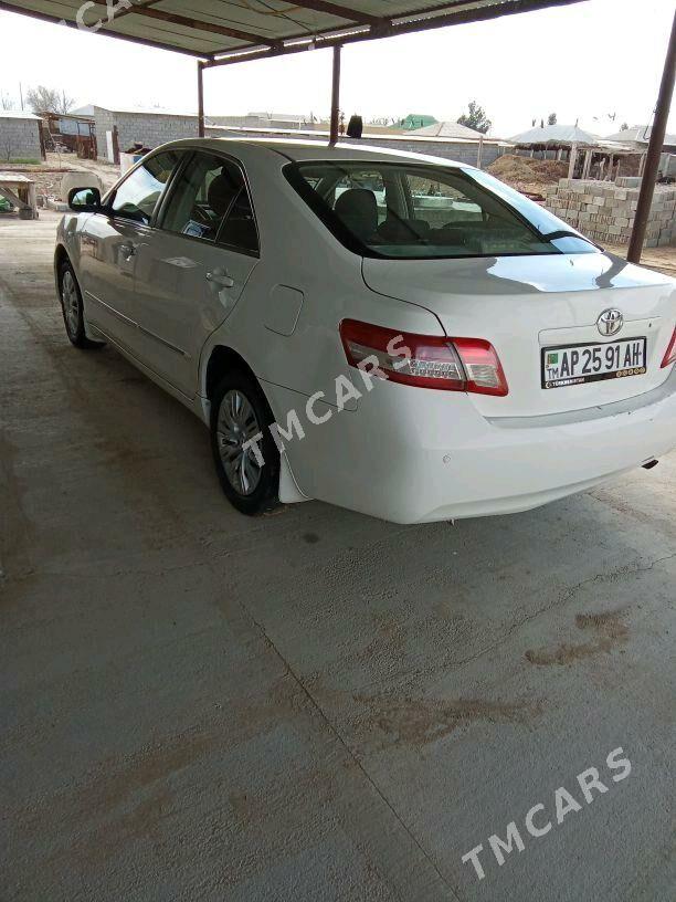 Toyota Camry 2011 - 140 000 TMT - Ak bugdaý etraby - img 1