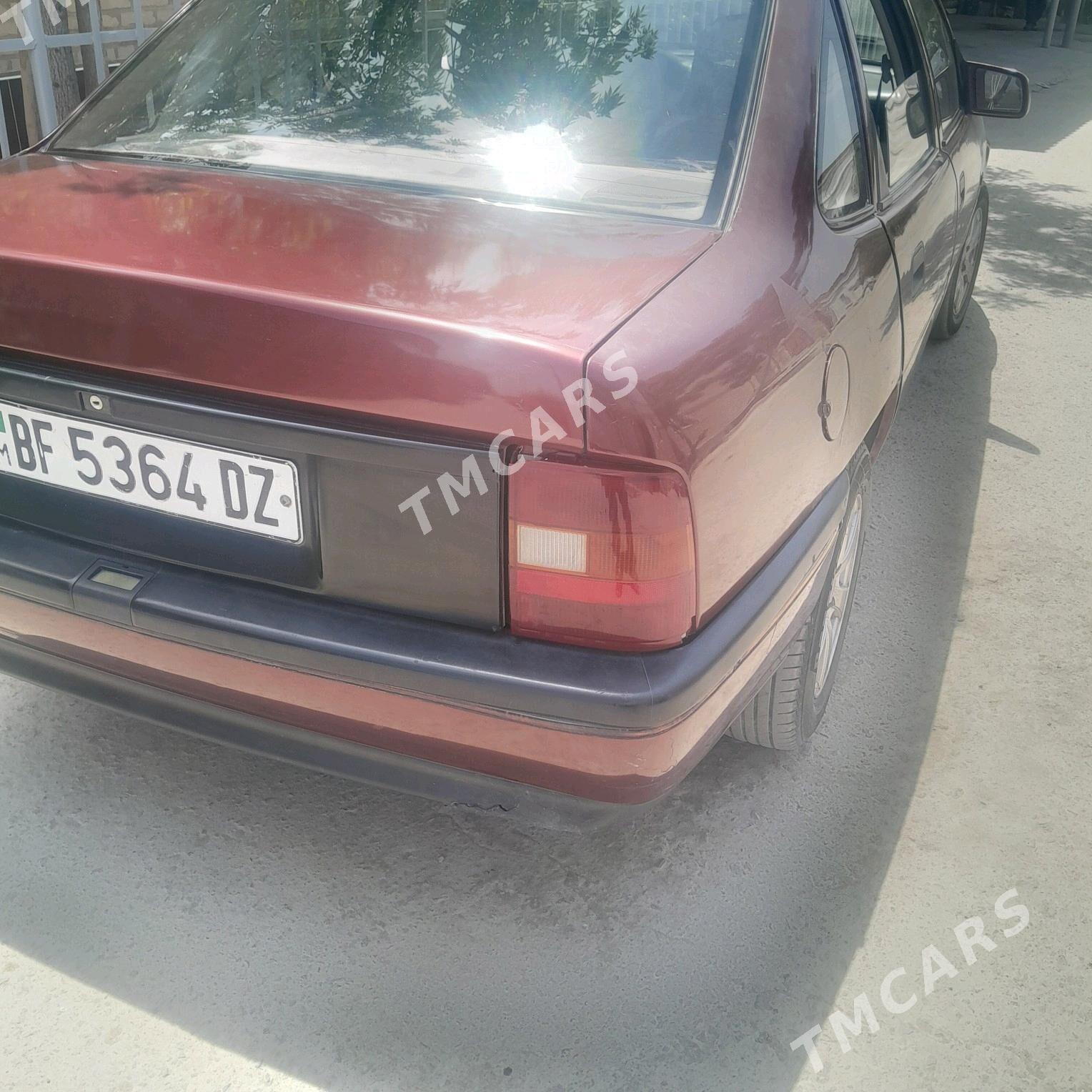 Opel Vectra 1992 - 23 000 TMT - Daşoguz - img 4