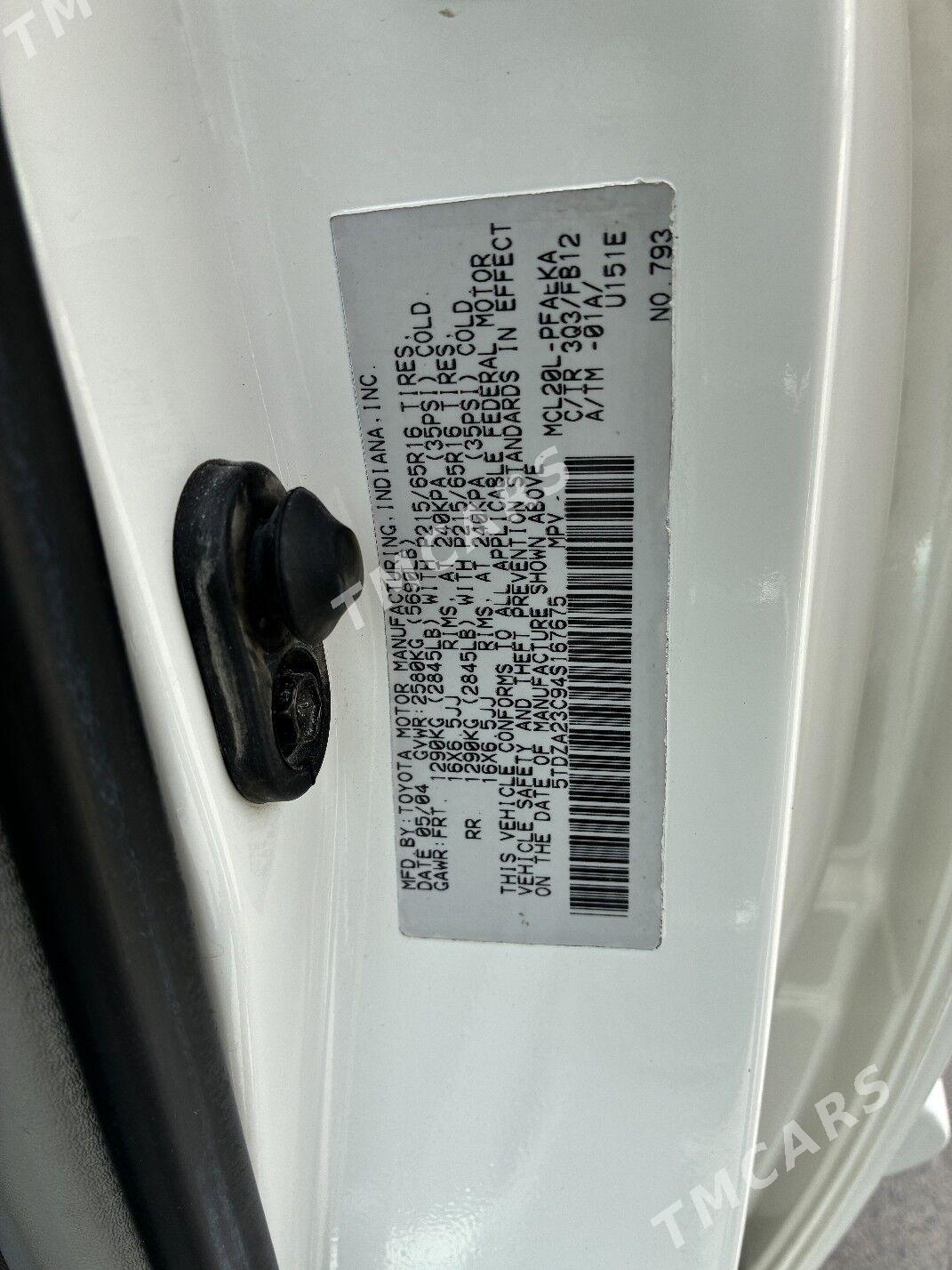 Toyota Sienna 2004 - 170 000 TMT - Мары - img 3