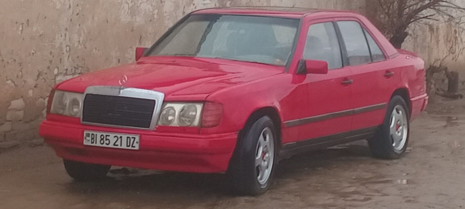 Mercedes-Benz 230E 1987 - 45 000 TMT - Кёнеургенч - img 2
