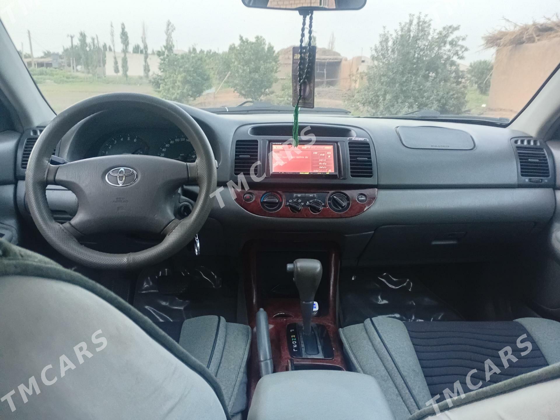 Toyota Camry 2003 - 137 000 TMT - Губадаг - img 4