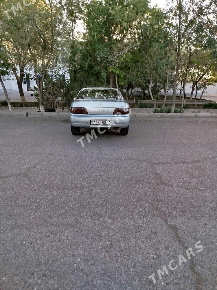 Toyota Camry 1994 - 90 000 TMT - Gurbansoltan Eje - img 2