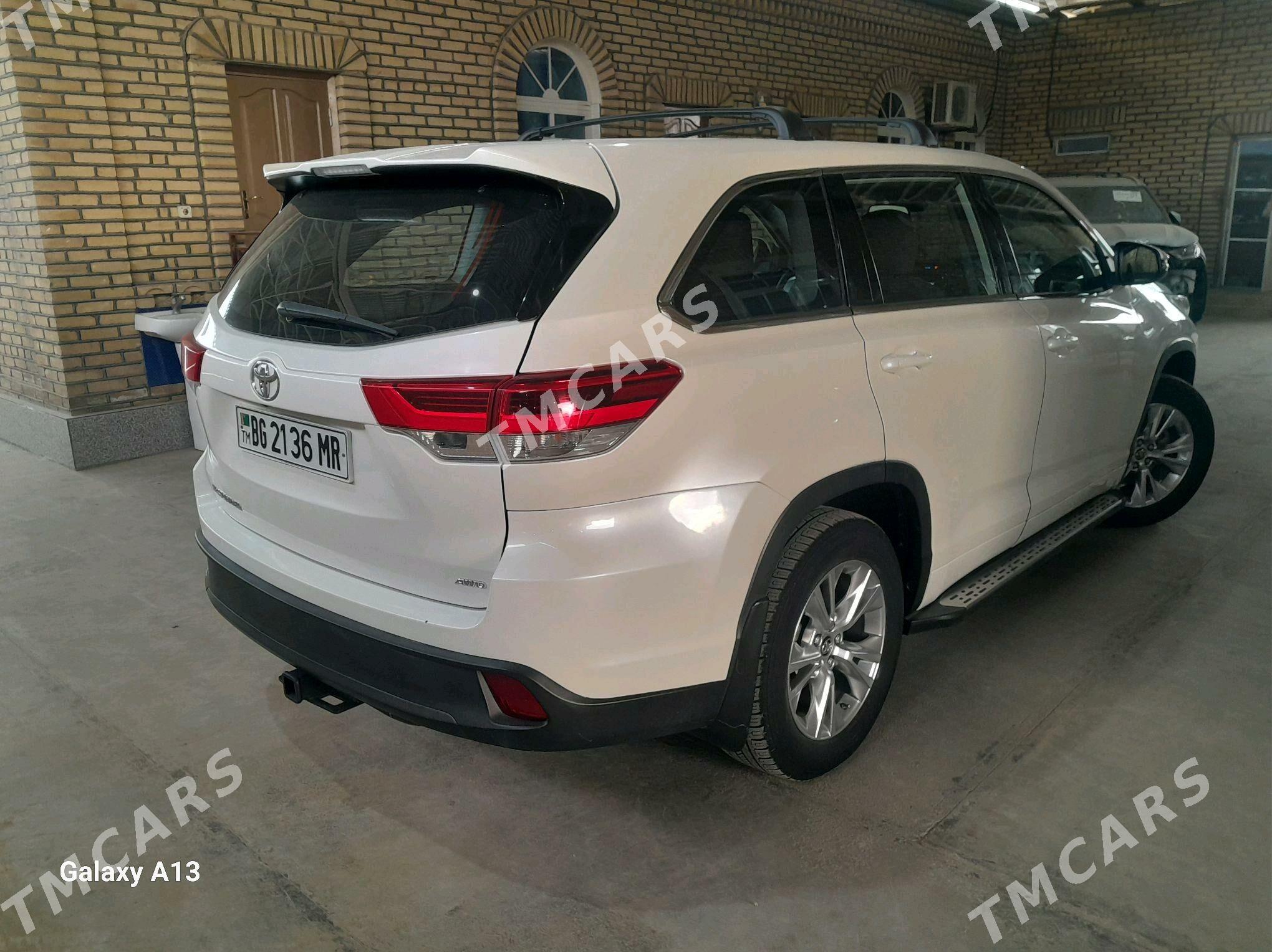Toyota Highlander 2018 - 370 000 TMT - Mary - img 3
