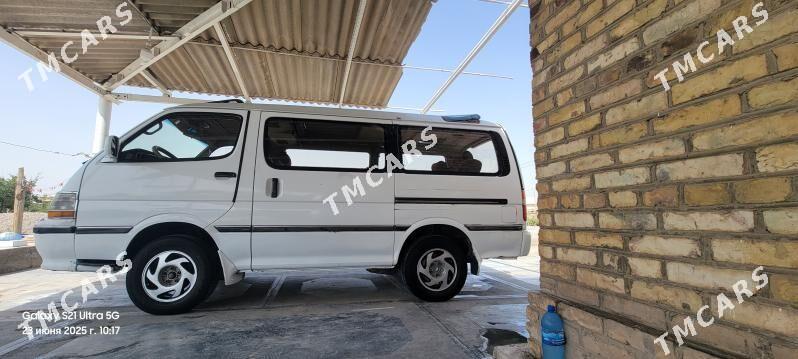 Toyota Hiace 1990 - 70 000 TMT - Мары - img 9