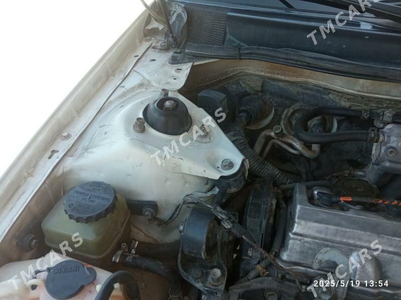 Toyota Camry 2000 - 135 000 TMT - Саят - img 2