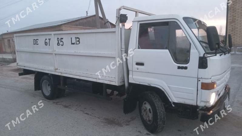Toyota Dyna 1995 - 70 000 TMT - Farap - img 3