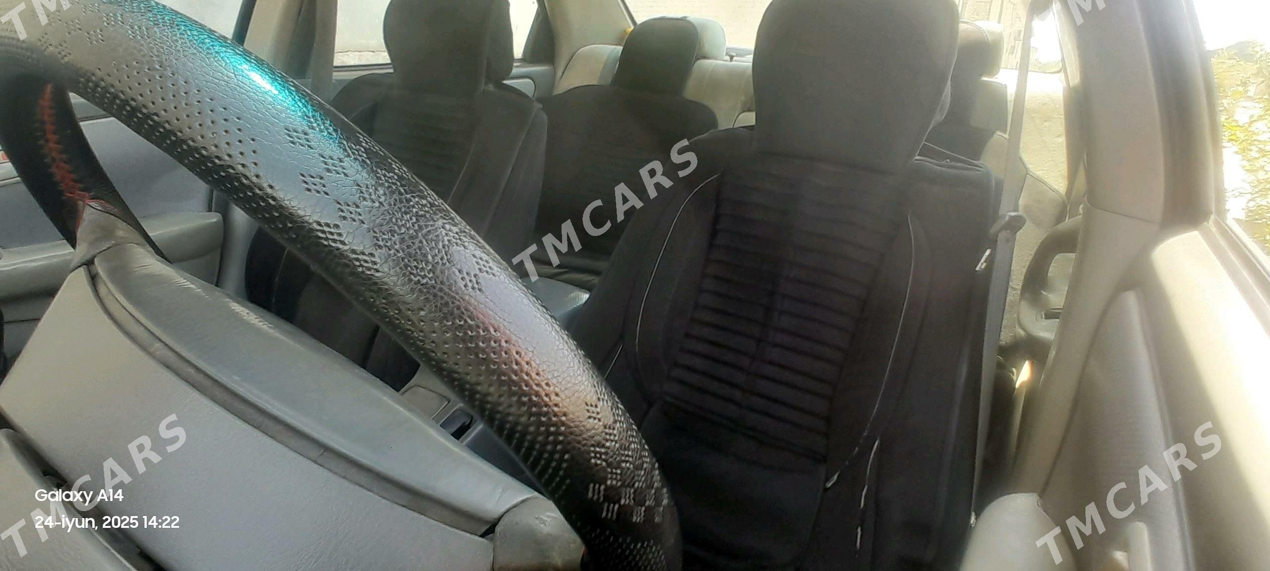 Toyota Camry 2000 - 125 000 TMT - Köneürgenç - img 9