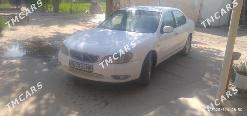 Nissan Maxima 2000 - 55 000 TMT - Мары - img 3