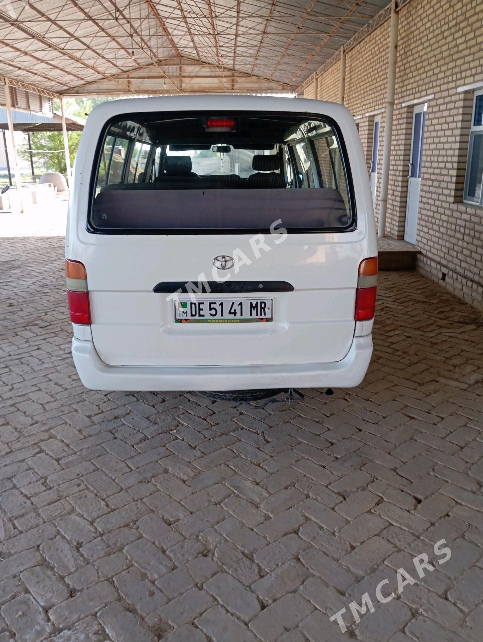 Toyota Hiace 2004 - 150 000 TMT - Mary - img 4