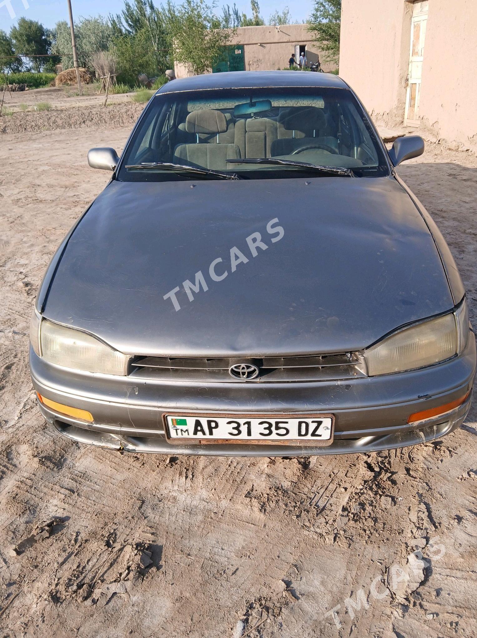 Toyota Camry 1994 - 70 000 TMT - етр. Туркменбаши - img 3