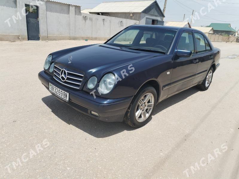 Mercedes-Benz E320 1999 - 60 000 TMT - Gumdag - img 2