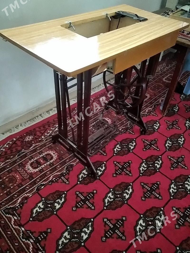 Tikin maşynyň aýagy - Gurbansoltan Eje - img 2