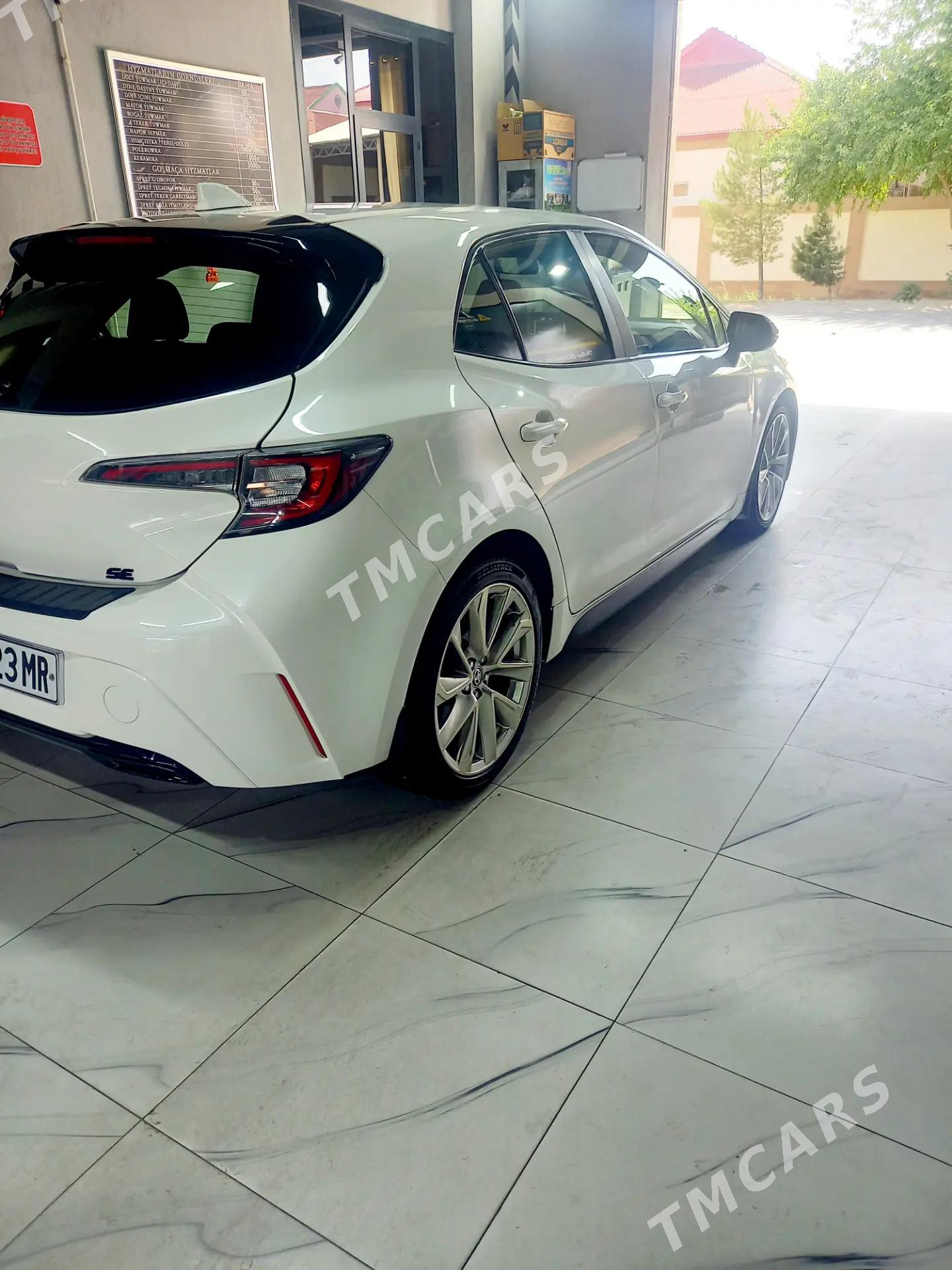 Toyota Corolla Hatchback 2022 - 220 000 TMT - Baýramaly - img 4