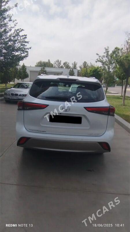 Toyota Highlander 2022 - 855 000 TMT - Ашхабад - img 4