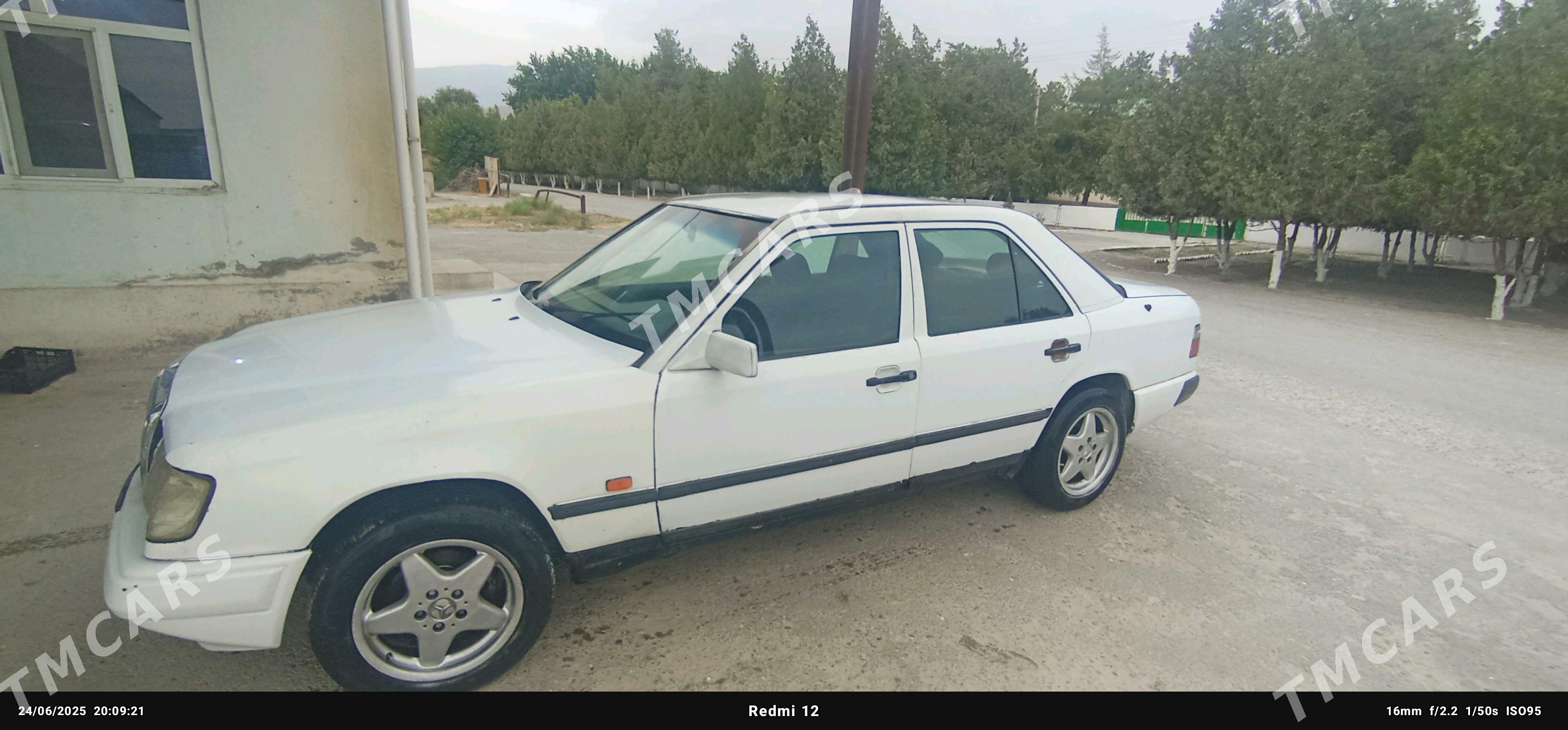 Mercedes-Benz 300E 1988 - 20 000 TMT - Гёкдепе - img 2