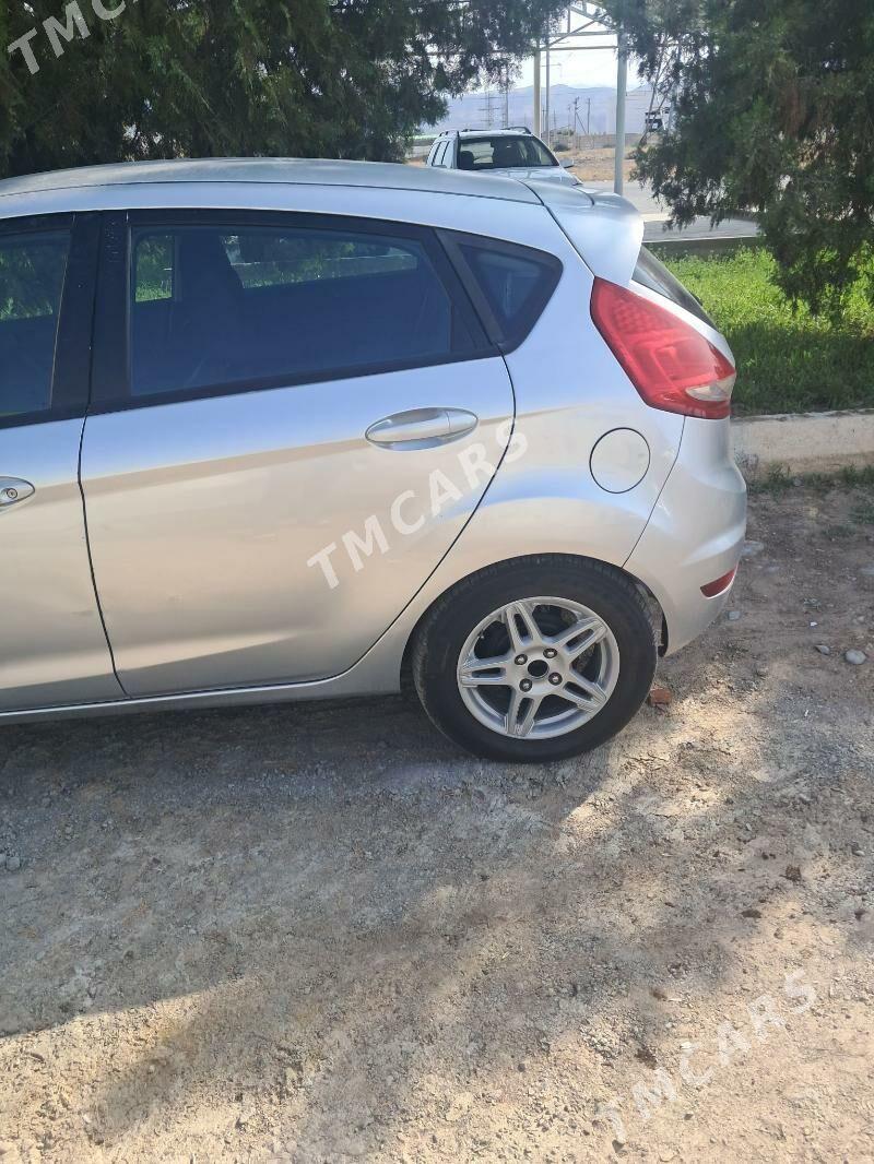 Ford Fiesta 2012 - 90 000 TMT - Ашхабад - img 3