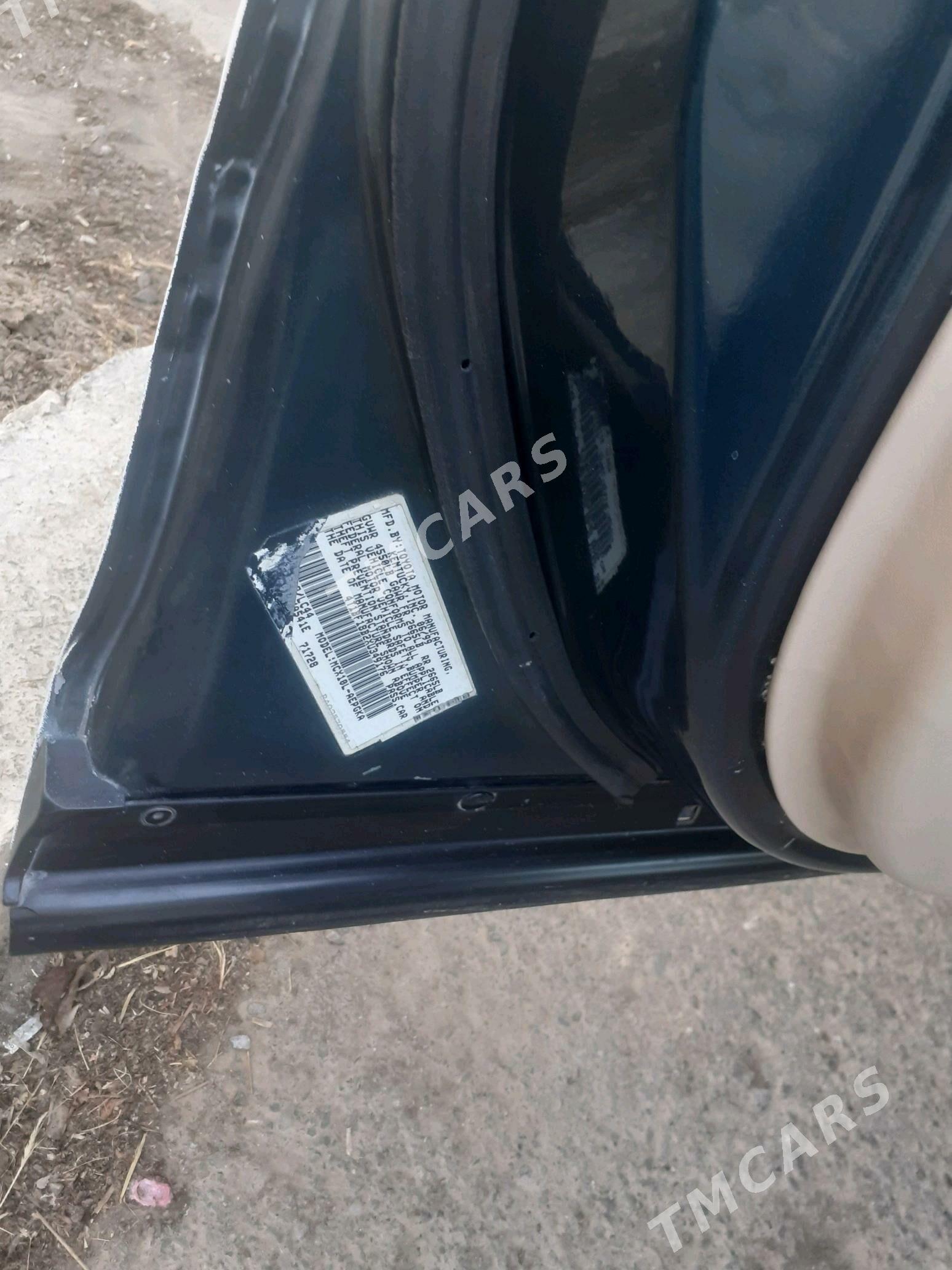 Toyota Avalon 1999 - 140 000 TMT - 11 мкр - img 3