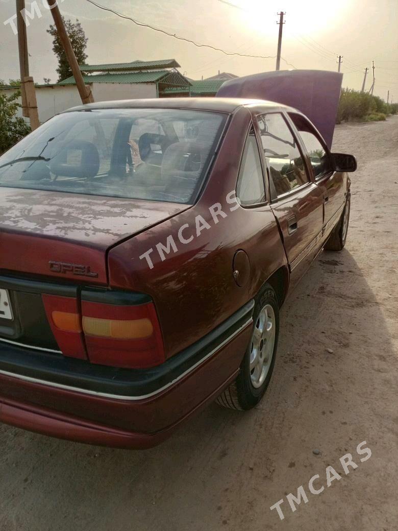 Opel Vectra 1990 - 35 000 TMT - Гороглы (Тагта) - img 3