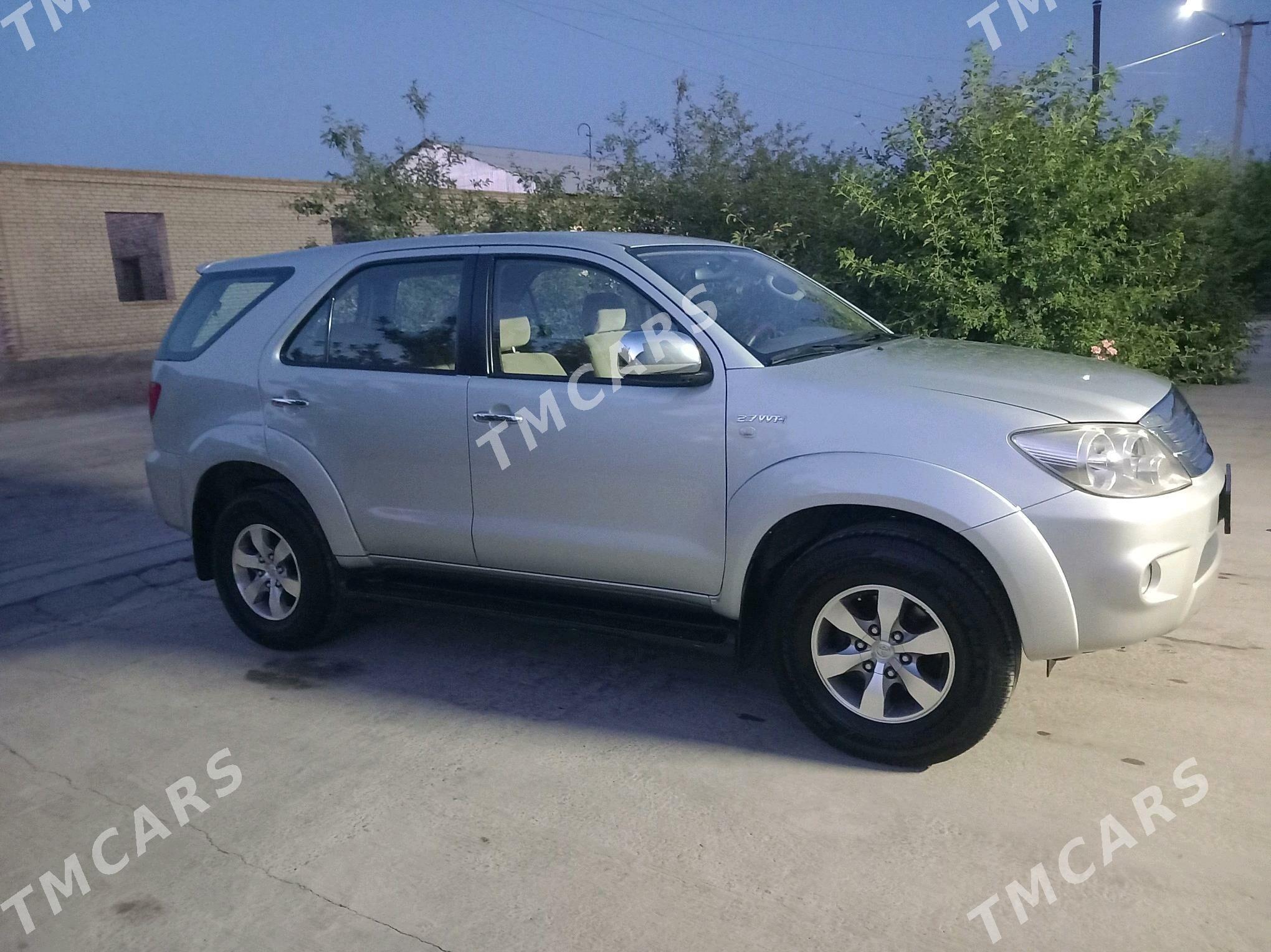 Toyota Fortuner 2008 - 265 000 TMT - Sakar - img 2