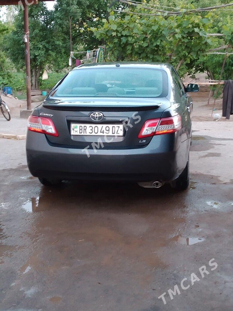 Toyota Camry 2011 - 180 000 TMT - Гурбансолтан Едже - img 3