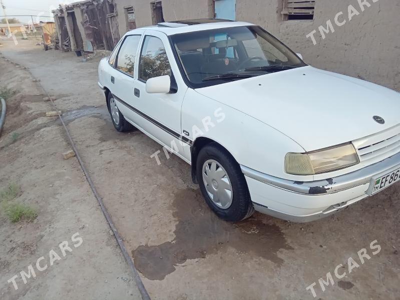 Opel Vectra 1990 - 32 000 TMT - Мургап - img 5