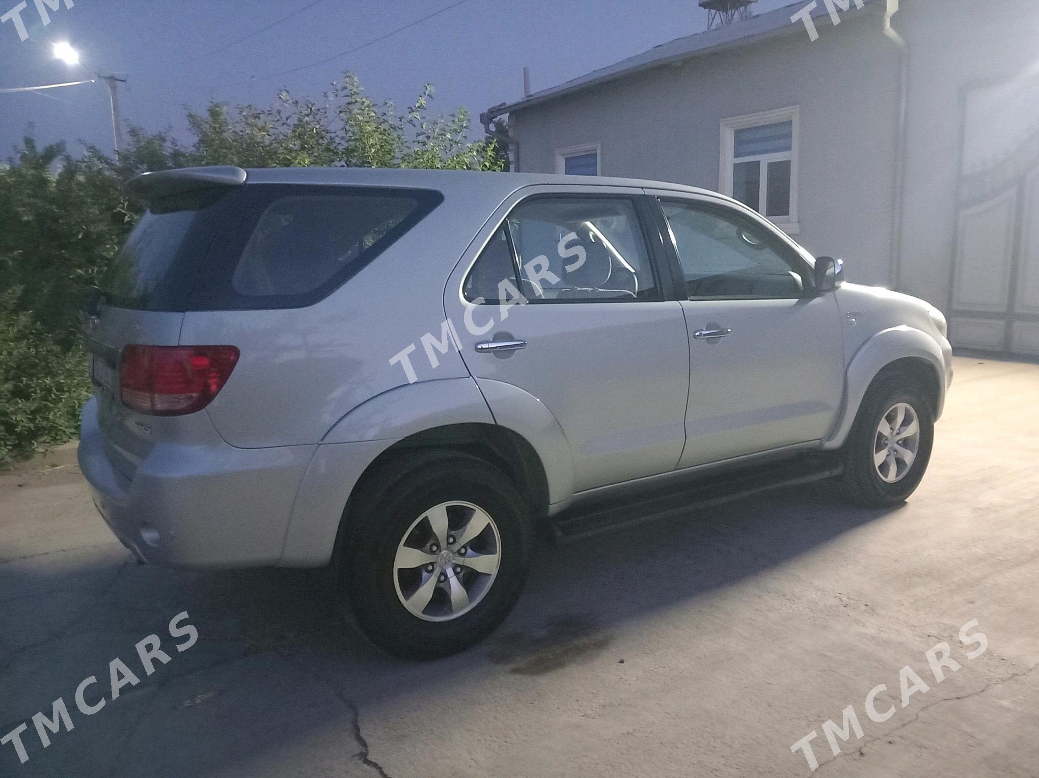 Toyota Fortuner 2008 - 265 000 TMT - Sakar - img 3