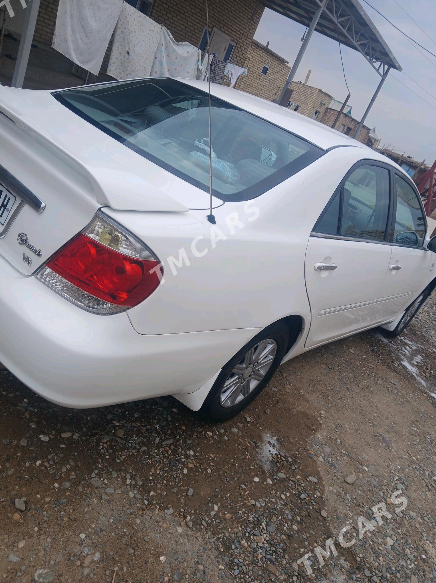 Toyota Camry 2003 - 140 000 TMT - Sarahs - img 2